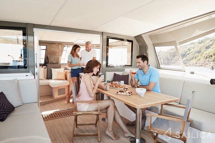 Nautitech 40 - Yacht Charter Sailica