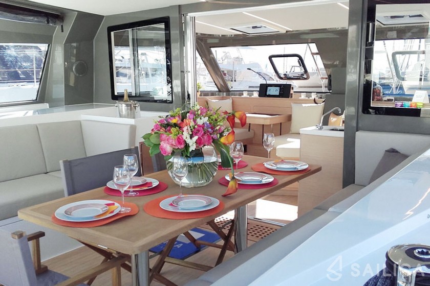 Nautitech 40 - Yacht Charter Sailica