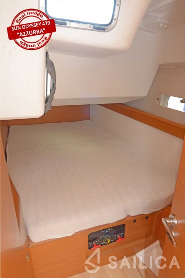 Sun Odyssey 479 - Yacht Charter Sailica