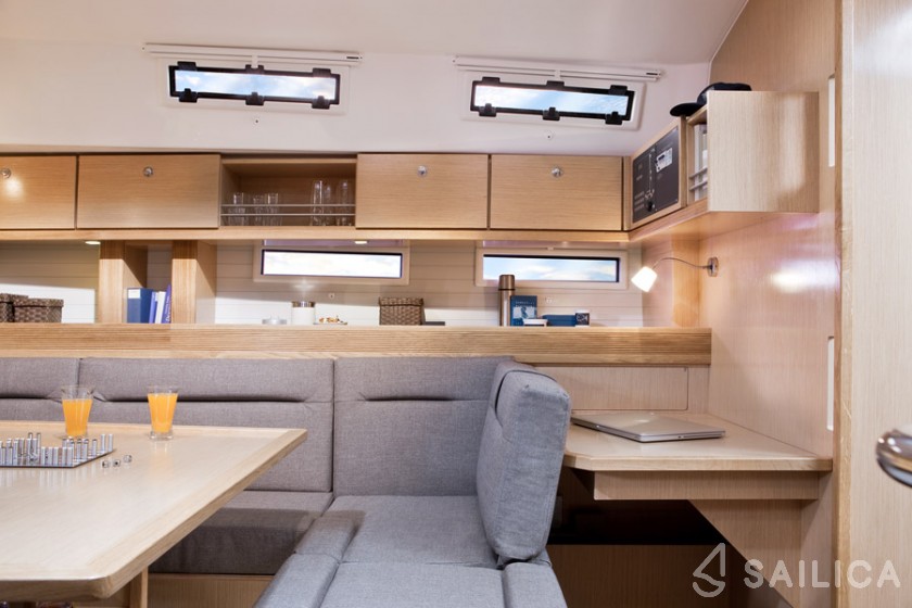 Bavaria C45 Holiday - Yacht Charter Sailica