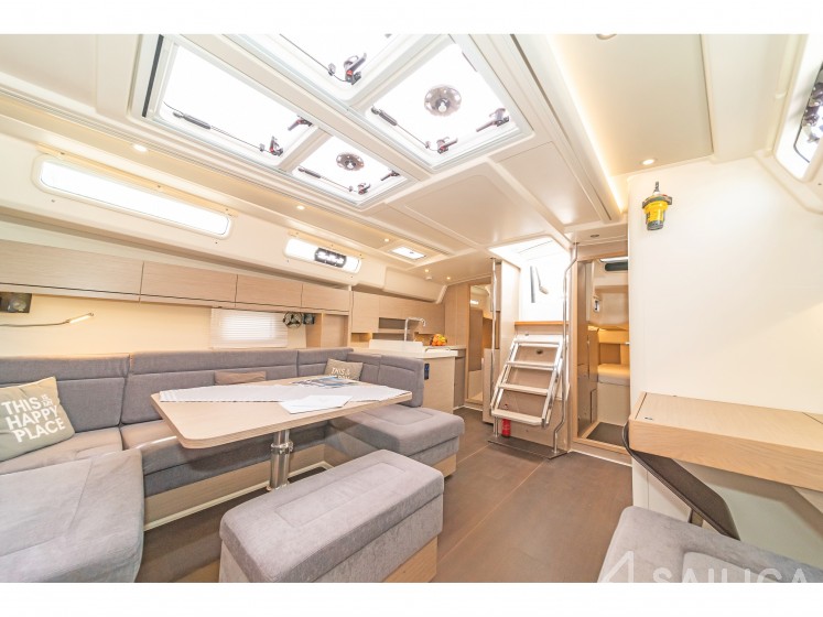 Hanse 458 - Yacht Charter Sailica