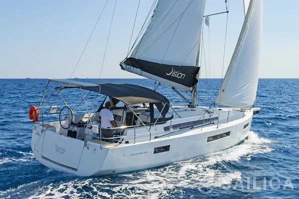 Sun Odyssey 440 - Yacht Charter Sailica