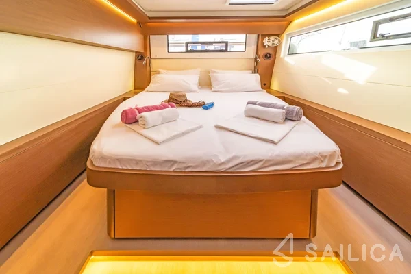 Lagoon 50 - Yacht Charter Sailica