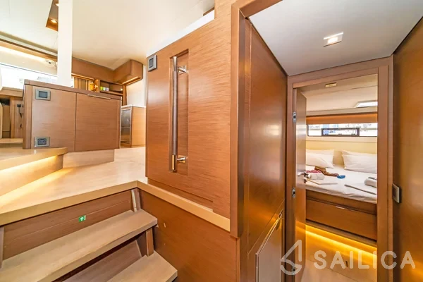 Lagoon 50 - Yacht Charter Sailica