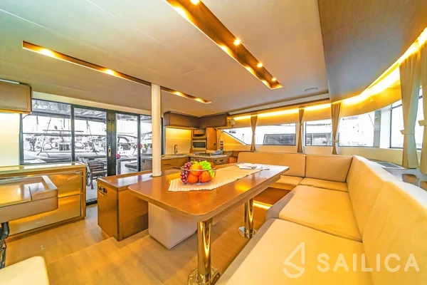 Lagoon 50 - Yacht Charter Sailica