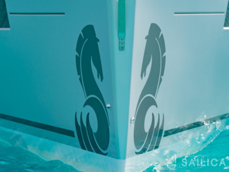 Oceanis 41.1 - Yacht Charter Sailica