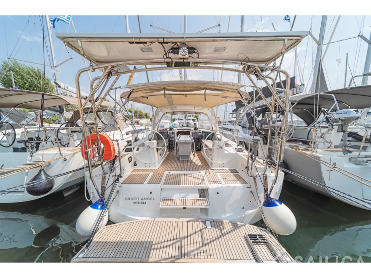 Oceanis 41.1 - Yacht Charter Sailica