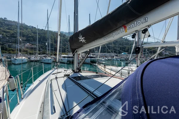 Sun Odyssey 410 - Yacht Charter Sailica
