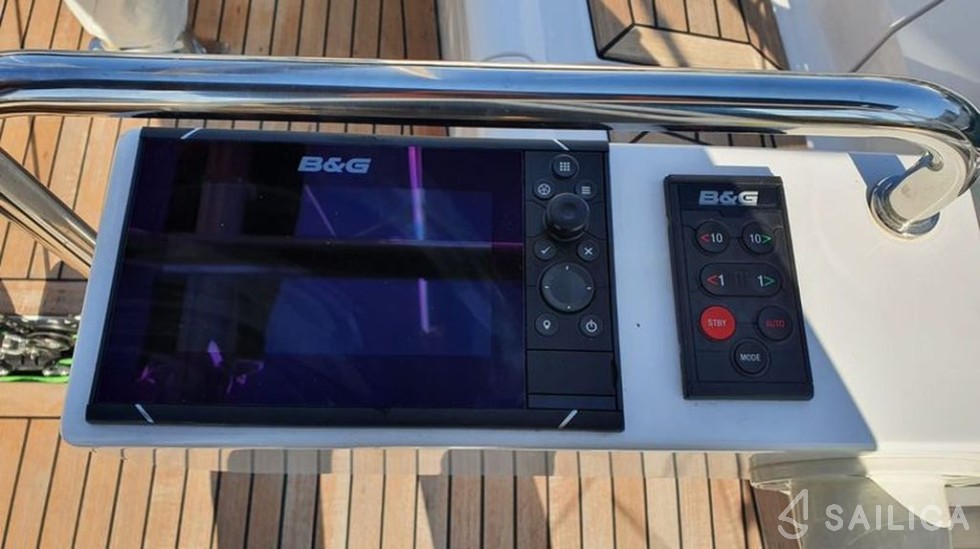 Elan E4 - Yacht Charter Sailica