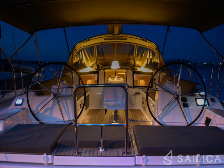 Dufour 460 GL - Yacht Charter Sailica