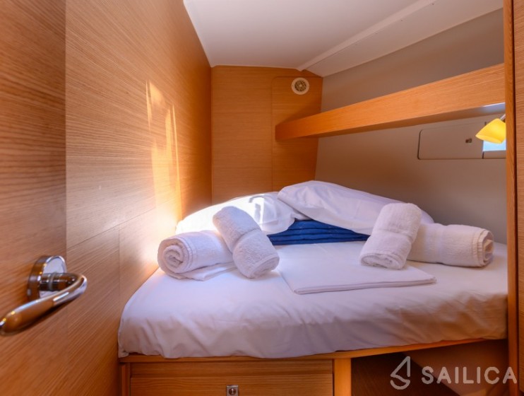 Dufour 460 GL - Yacht Charter Sailica