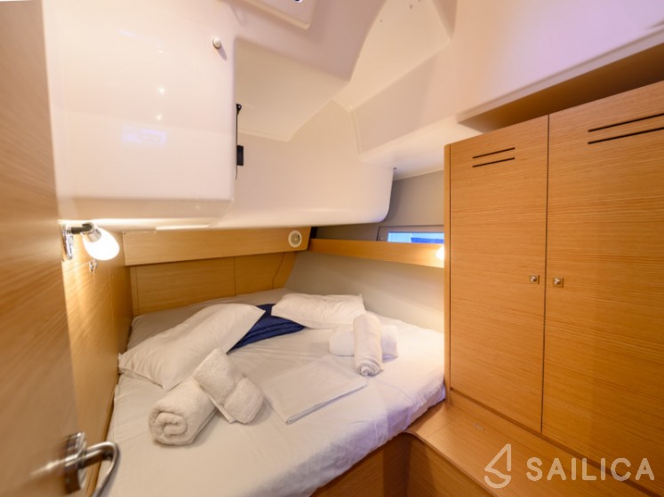 Dufour 460 GL - Yacht Charter Sailica