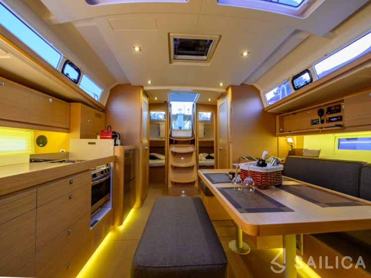 Dufour 460 GL - Yacht Charter Sailica