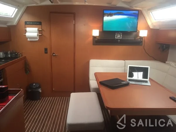 Bavaria 46 Cruiser - Yacht Charter Sailica