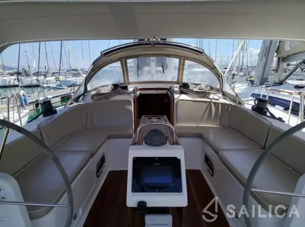 Bavaria 46 Cruiser - Yacht Charter Sailica