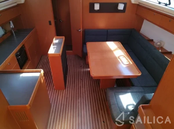 Bavaria 46 Cruiser - Yacht Charter Sailica