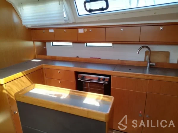 Bavaria 46 Cruiser - Yacht Charter Sailica