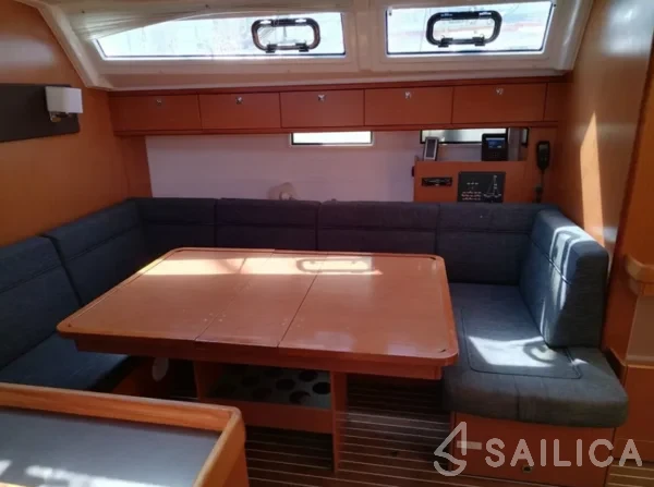 Bavaria 46 Cruiser - Yacht Charter Sailica