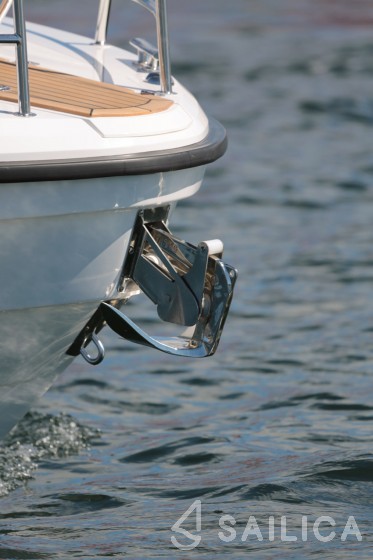 Grandezza 25s - Yacht Charter Sailica