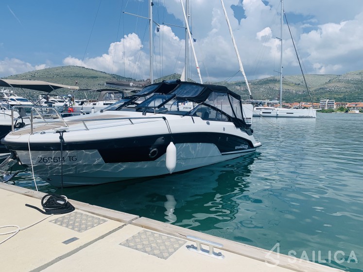 Grandezza 25s - Yacht Charter Sailica