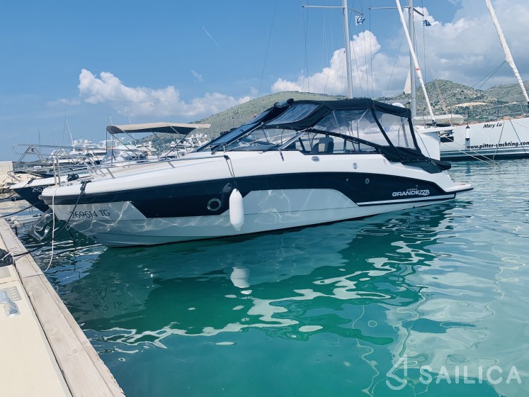 Grandezza 25s - Yacht Charter Sailica