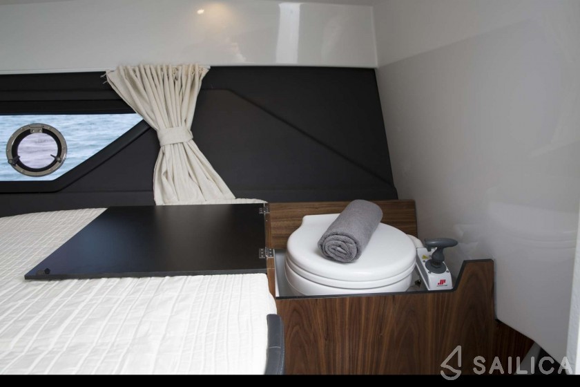 Grandezza 25s - Yacht Charter Sailica