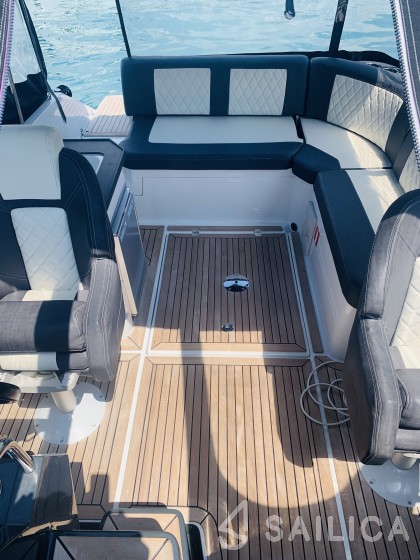 Grandezza 25s - Yacht Charter Sailica