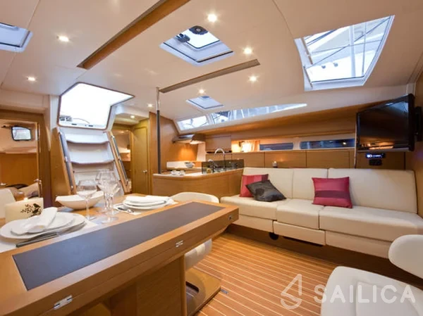 Jeanneau 53 - Yacht Charter Sailica