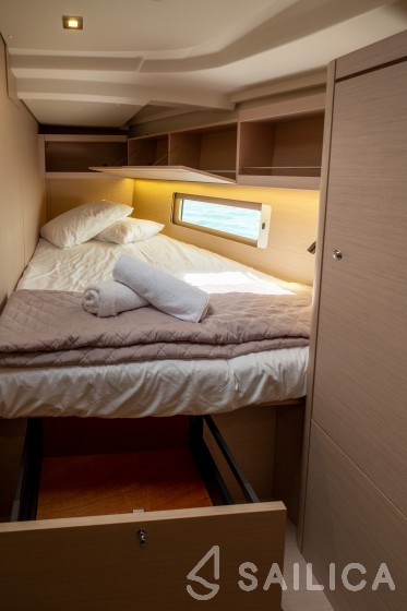 Oceanis 46.1 - Yacht Charter Sailica