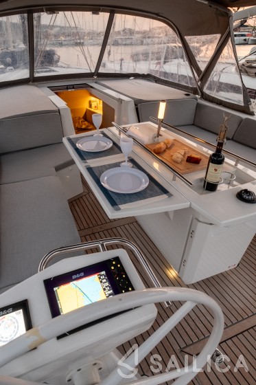 Oceanis 46.1 - Yacht Charter Sailica