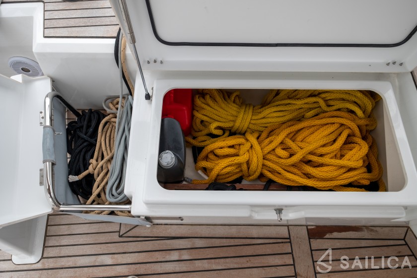 Oceanis 46.1 - Yacht Charter Sailica