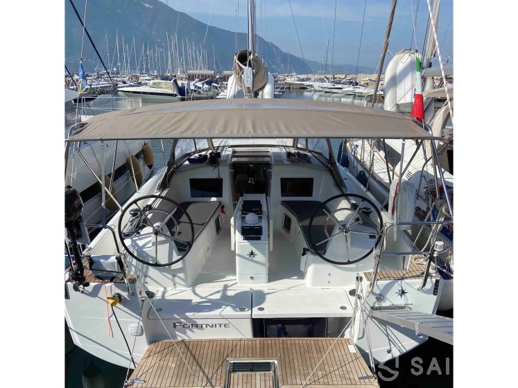 Sun Odyssey 410 - Yacht Charter Sailica