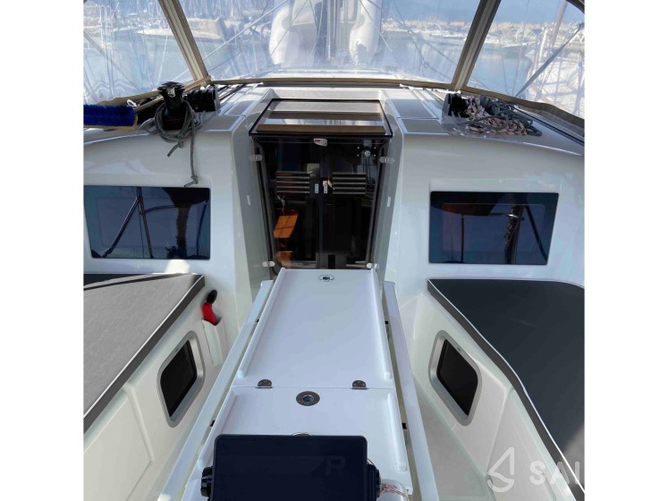 Sun Odyssey 410 - Yacht Charter Sailica