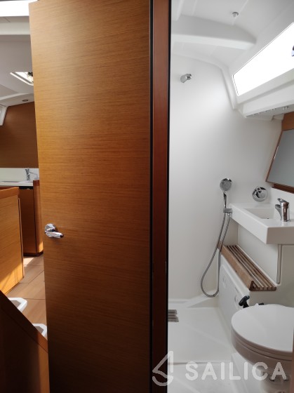 Sun Odyssey 440 - Yacht Charter Sailica