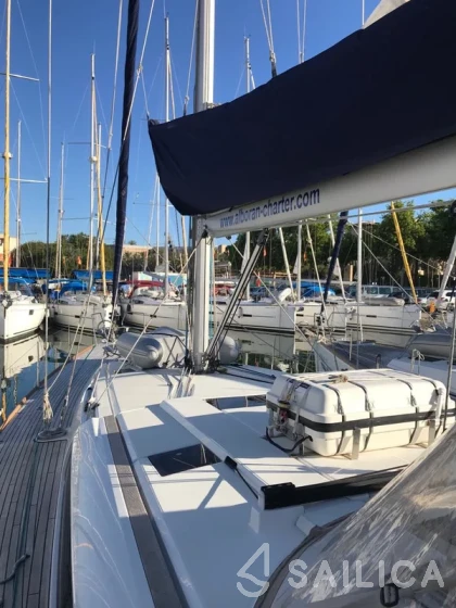 Sun Odyssey 519 - Yacht Charter Sailica