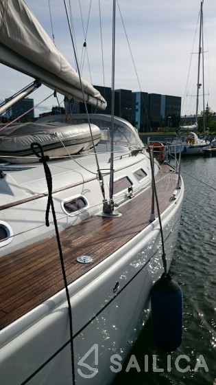Hanse 400 - Yacht Charter Sailica