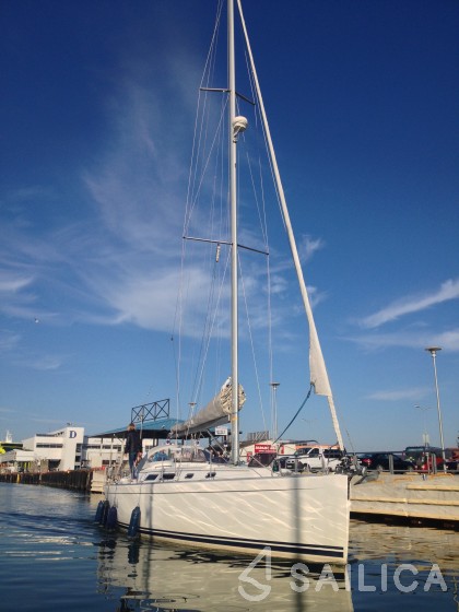 Hanse 400 - Yacht Charter Sailica