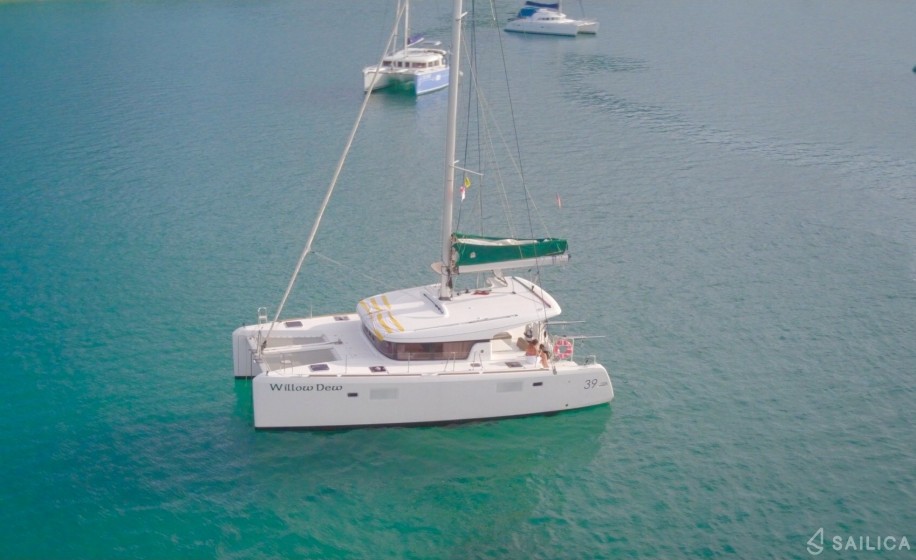 Lagoon 39 - Yacht Charter Sailica