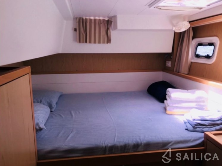 Lagoon 39 - Yacht Charter Sailica