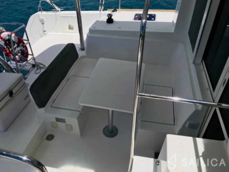 Lagoon 39 - Yacht Charter Sailica