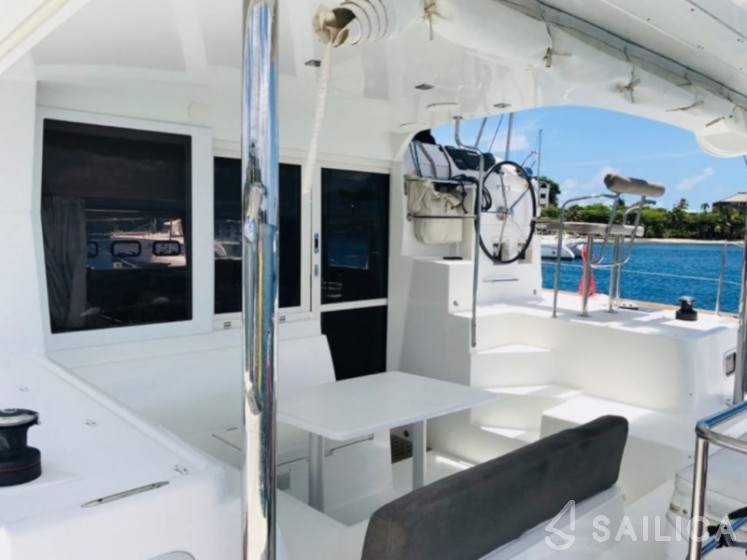Lagoon 39 - Yacht Charter Sailica