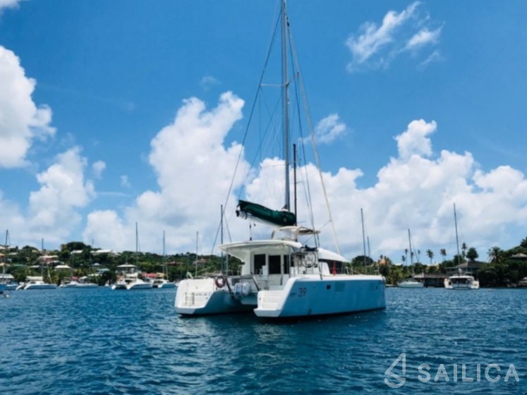 Lagoon 39 - Yacht Charter Sailica