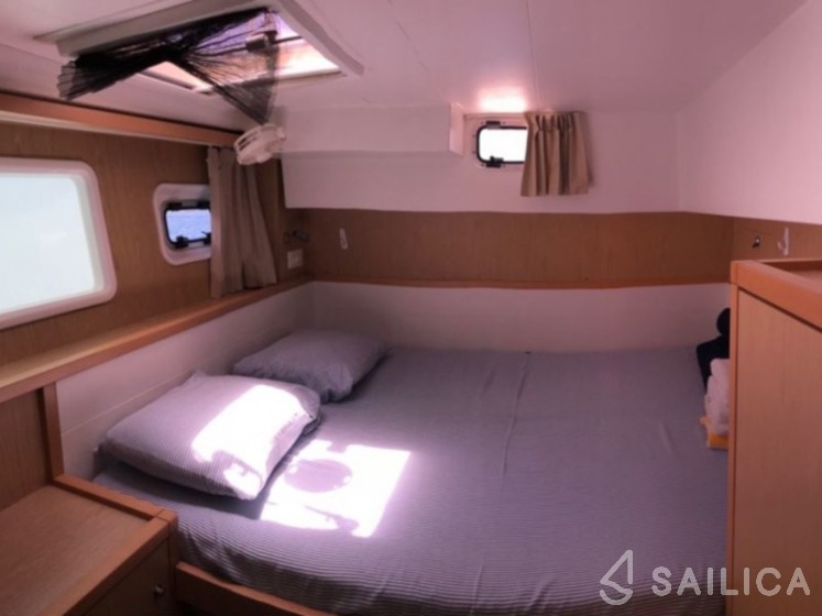Lagoon 39 - Yacht Charter Sailica