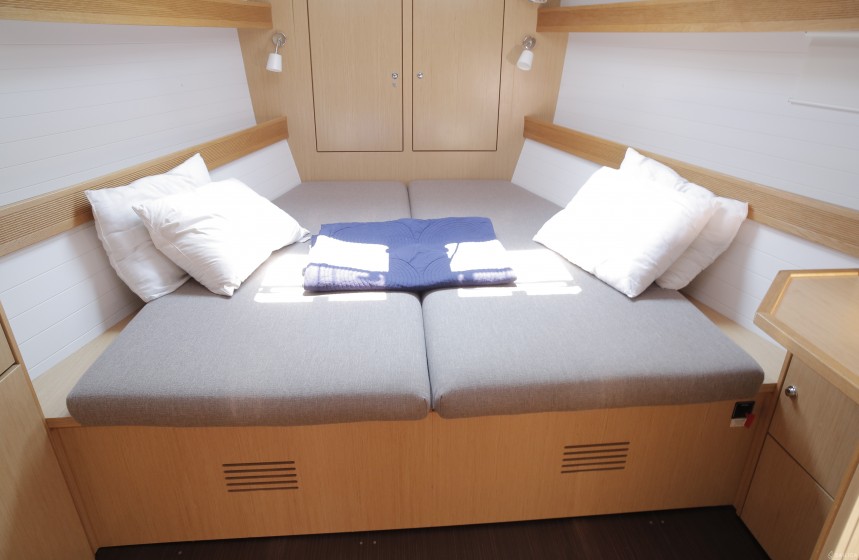 Bavaria 45 Cruiser - Yacht Charter Sailica
