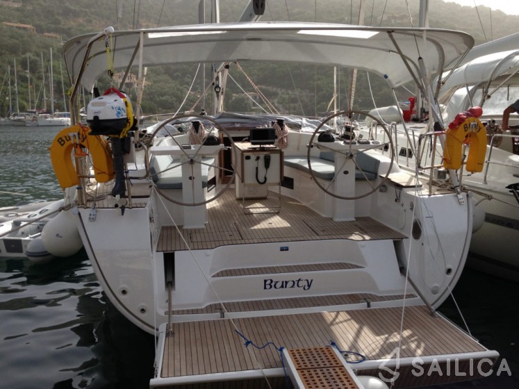 Bavaria 45 Cruiser - Yacht Charter Sailica