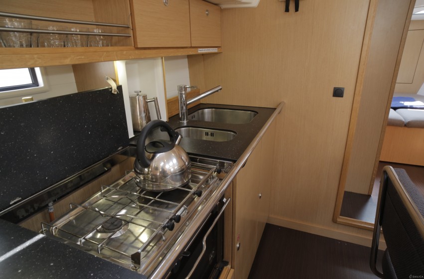 Bavaria 45 Cruiser - Yacht Charter Sailica