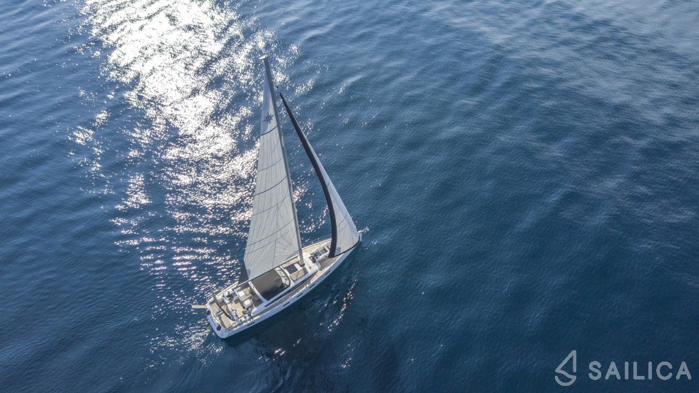 Jeanneau 64 - Yacht Charter Sailica