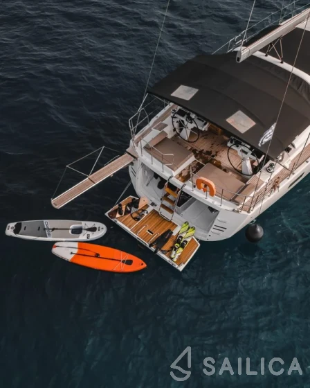 Jeanneau 64 - Yacht Charter Sailica