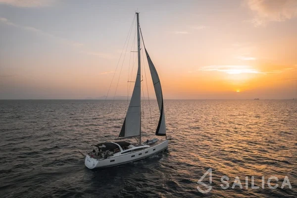 Jeanneau 64 - Yacht Charter Sailica