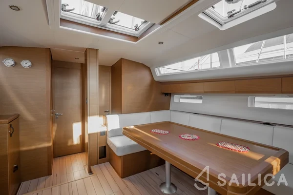 Jeanneau 54 - Yacht Charter Sailica